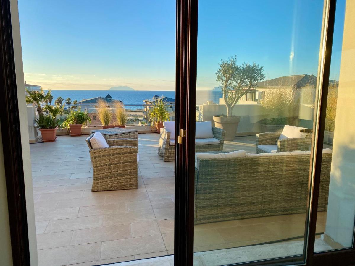 Penthouse Le Isole Apartment Marsala Exterior photo